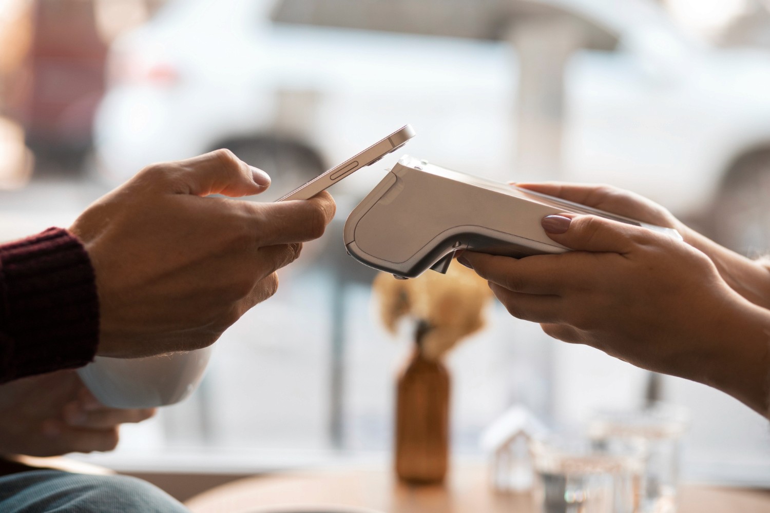 How to Increase Restaurant Reservations: 13+ Revenue-Boosting Tips