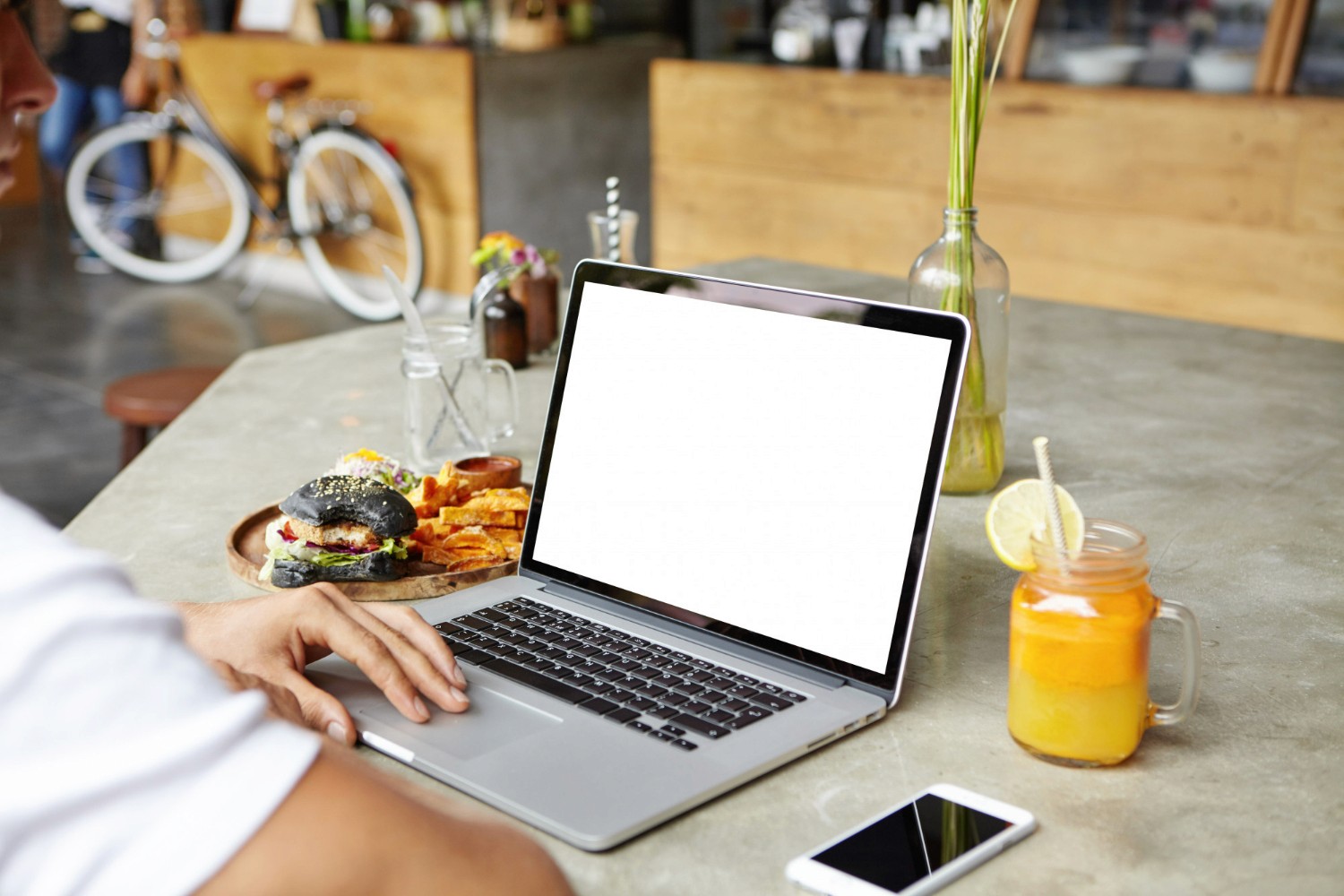 [Guide] Email Marketing for Restaurants: Tips & Best Practices