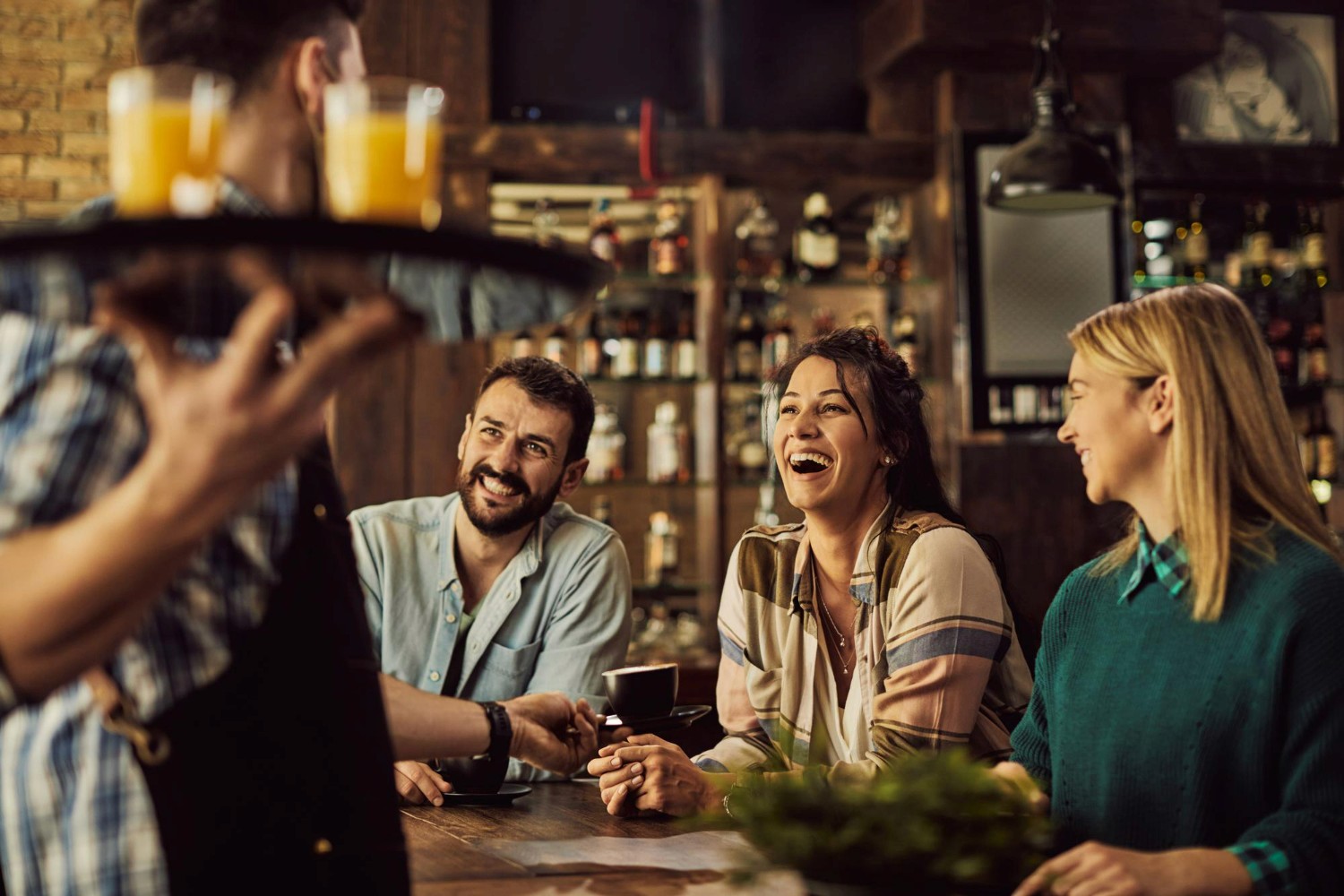 6 Tips to Generate Direct Reservations for Your Restaurant